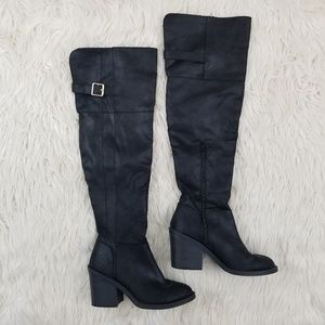 Tall chunky heel black boots